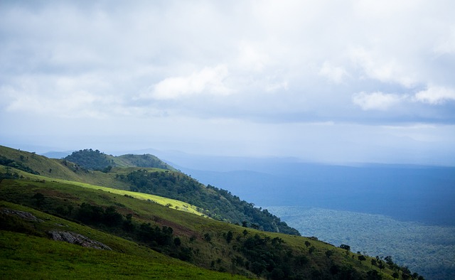 也能通过潜 也能通过潜